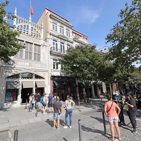 Apartment Flh Traditional *