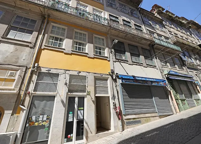 Apartment Flh Traditional *